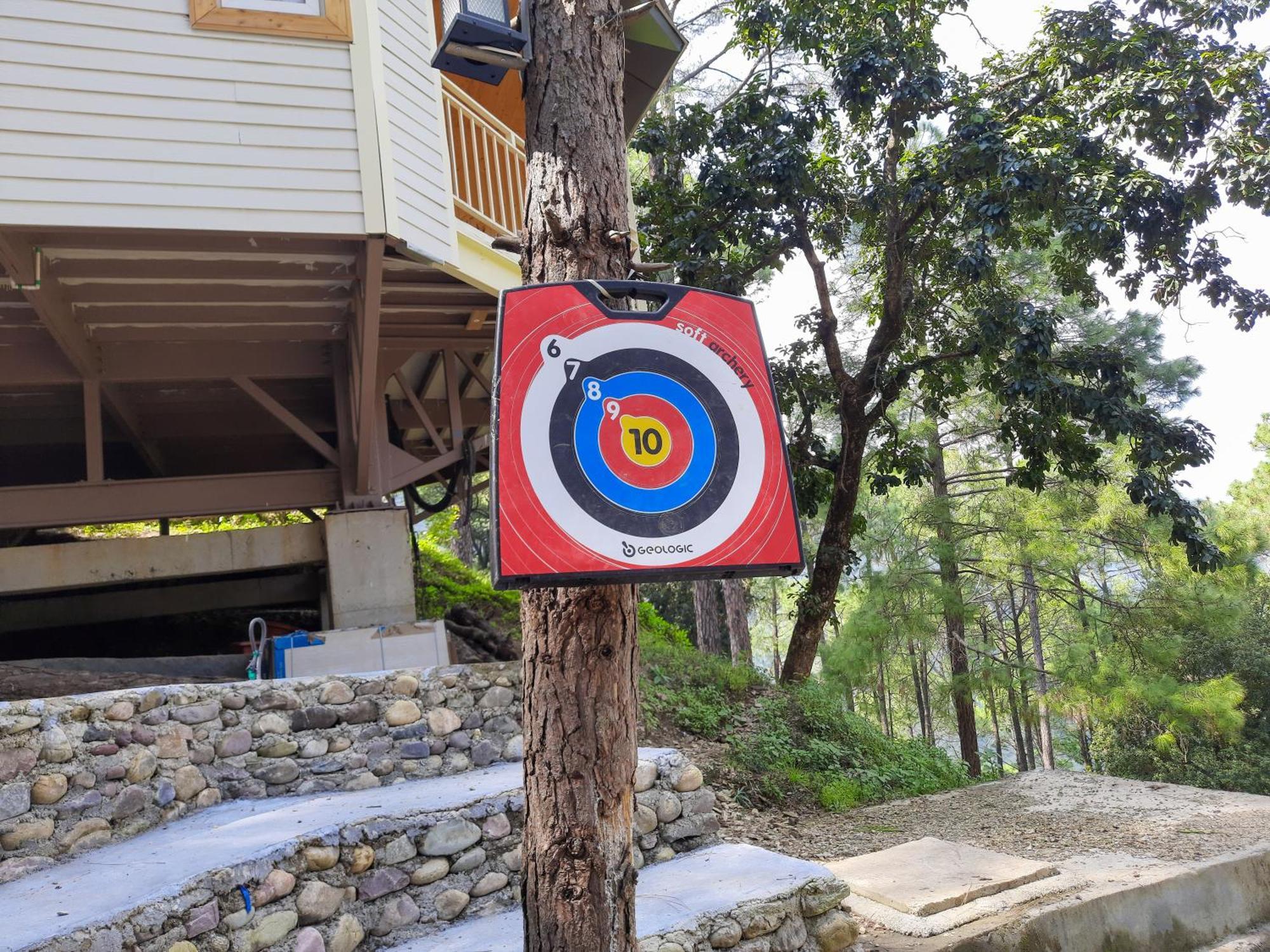 The Woods Retreat Hotel Lansdowne Ngoại thất bức ảnh
