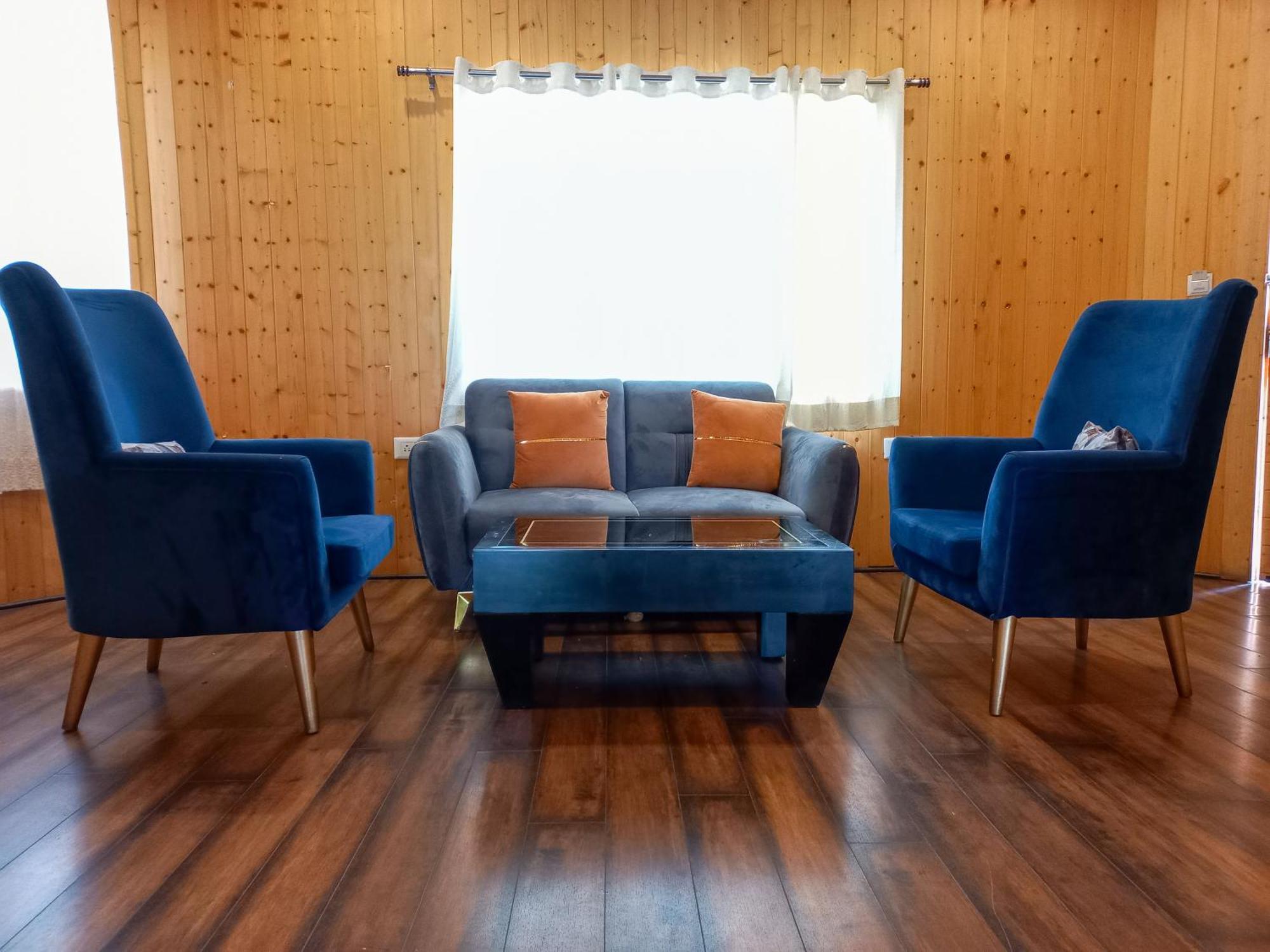 The Woods Retreat Hotel Lansdowne Ngoại thất bức ảnh