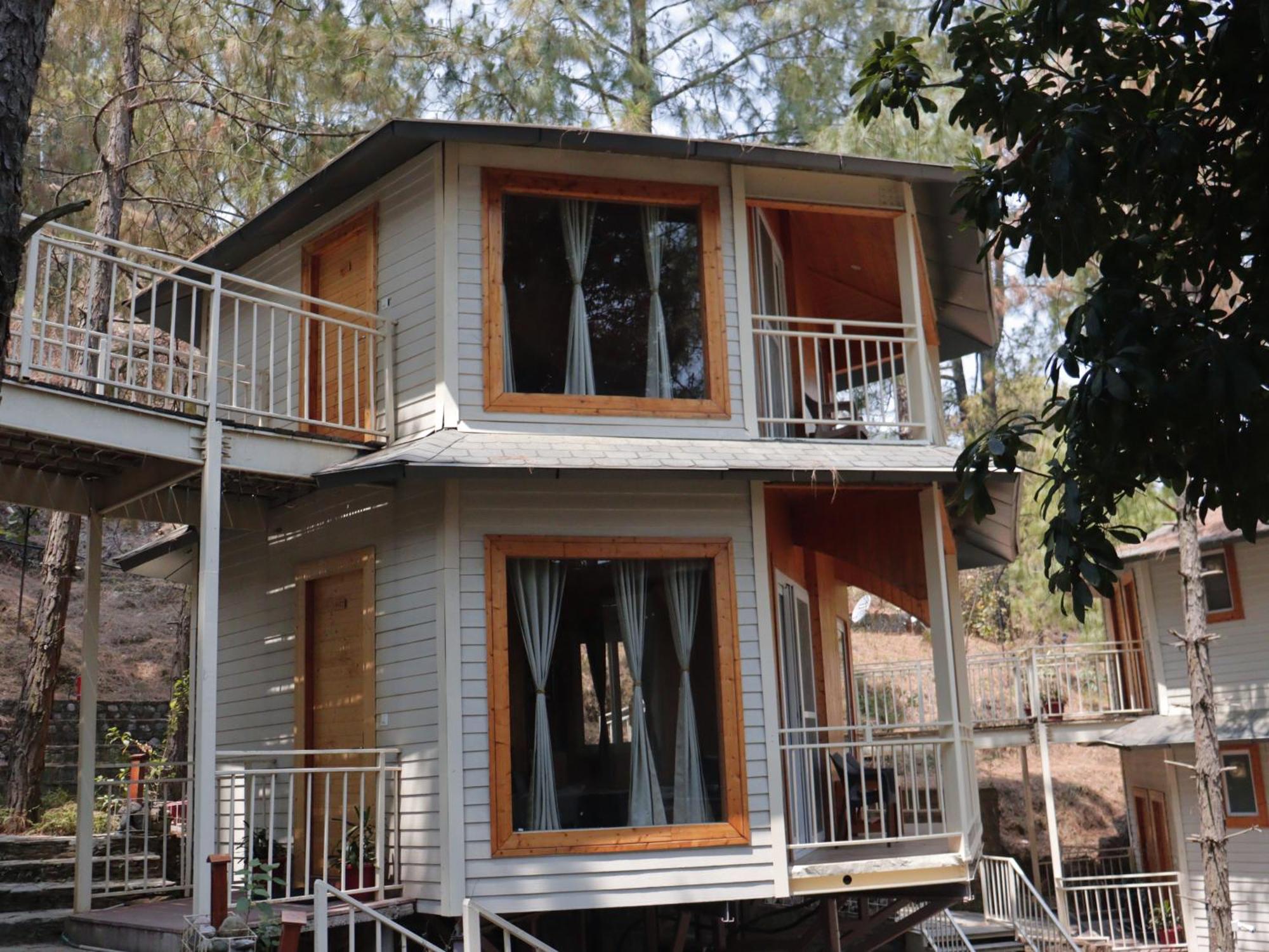 The Woods Retreat Hotel Lansdowne Ngoại thất bức ảnh