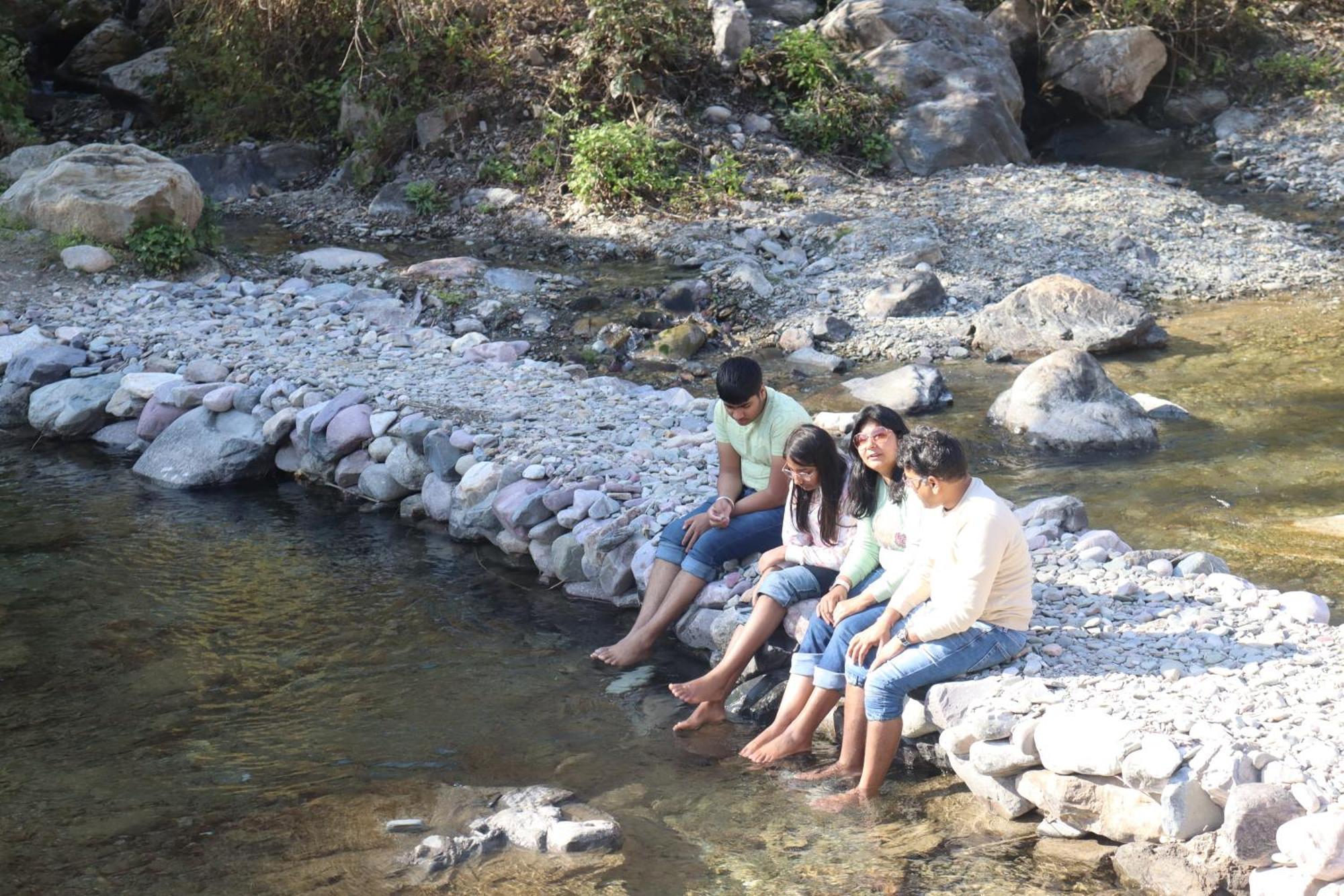 The Woods Retreat Hotel Lansdowne Ngoại thất bức ảnh